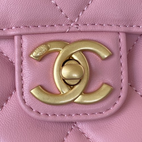 Handbag   Chanel  AS3648  size  17X14.5X7.5 cm