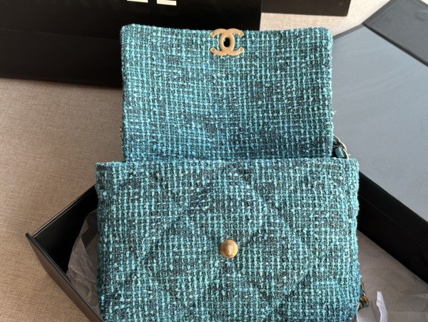 Handbag   Chanel  AS1161  size  30 CM