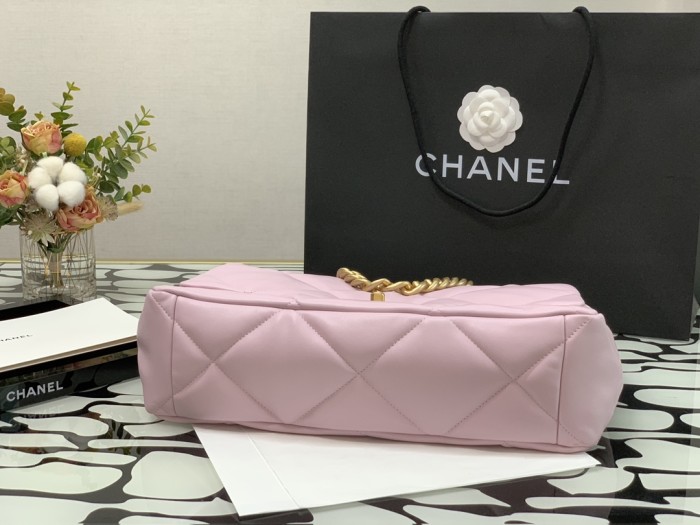 Handbag   Chanel  size  36  cm