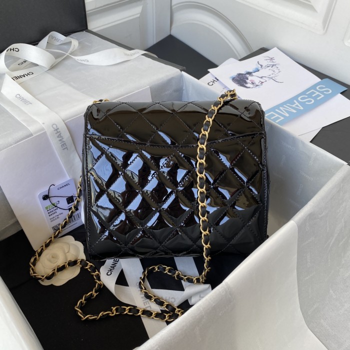 Handbag   Chanel  AS3649  size 18X19.5X9.5 cm