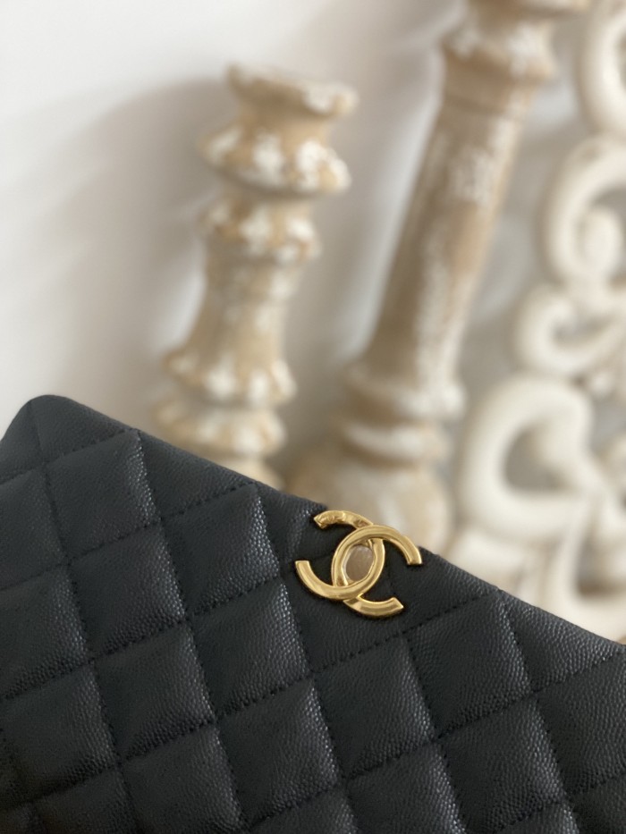 Handbag   Chanel 3663  size 16*23*11.5 cm