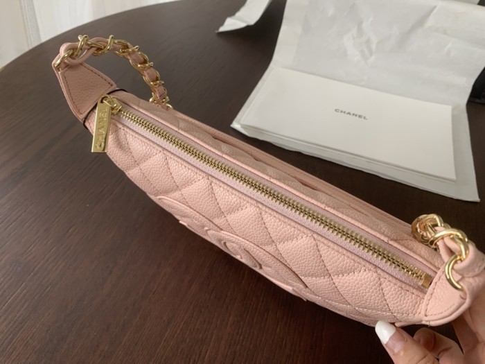 Handbag   Chanel  50920 size 25cmx14cmx5 cm