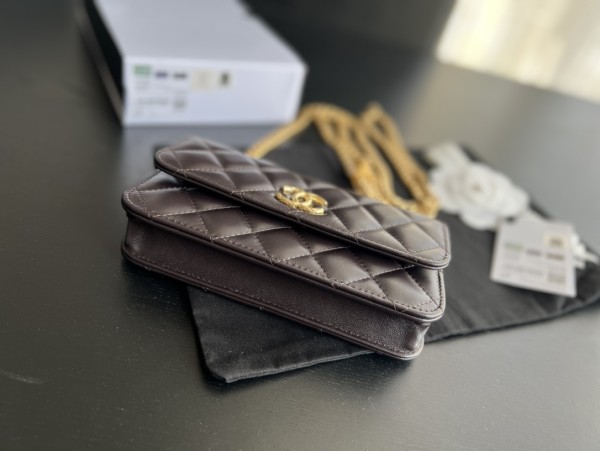 Handbag   Chanel  AP3047  size  17cm9cm3 cm