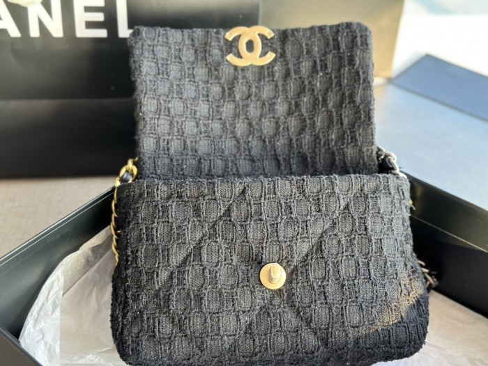  Handbag   Chanel  AS1161  size  30 CM