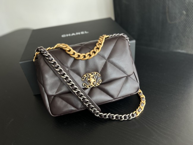 Handbag   Chanel  1160  size  26cmx16cmx9 cm