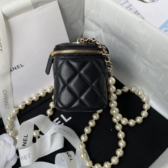 Handbag   Chanel  AP2581  size 8.5*11*7  cm