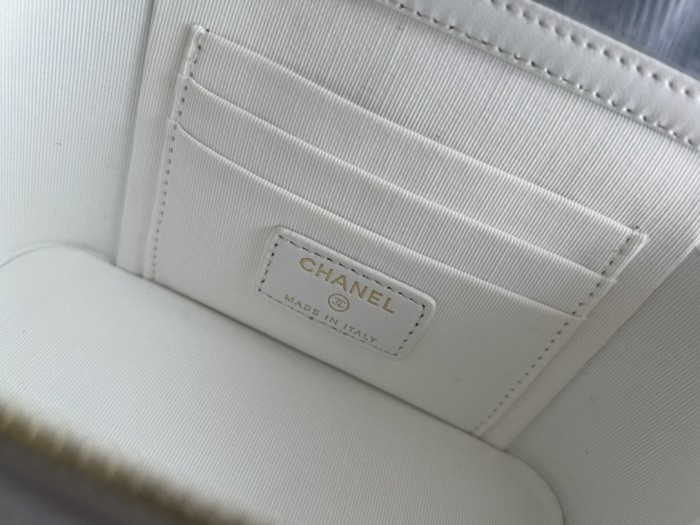 Handbag   Chanel  AP3017  size  17cm10cmx8 cm