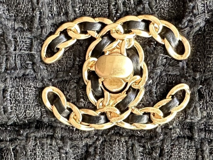  Handbag   Chanel  AS1161  size  30 CM