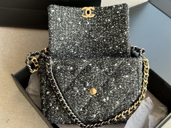 Handbag   Chanel   AS1161  size  30 CM
