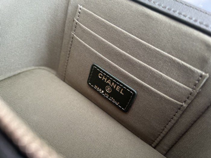 Handbag   Chanel  AP3017  size  17cm10cmx8 cm