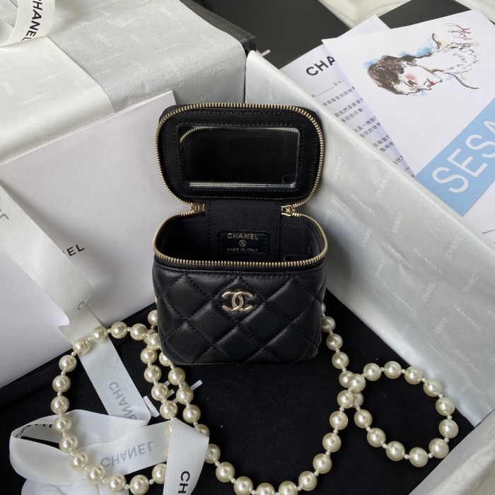 Handbag   Chanel  AP2581  size 8.5*11*7  cm