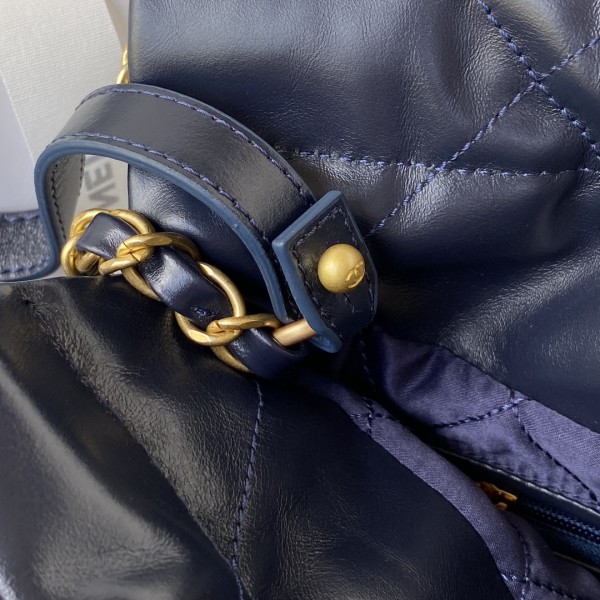  Handbag   Chanel  AS3263  size 18X20X6.5 cm