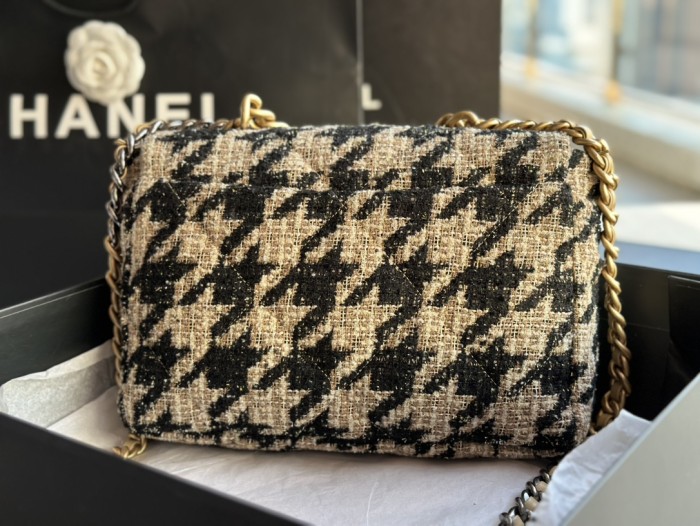 Handbag   Chanel  AS1161  size 30 CM