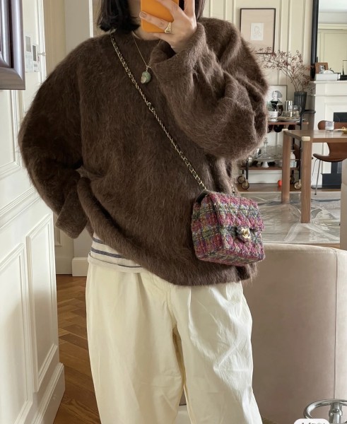  Handbag   Chanel 99204 size  15*14*7* cm 