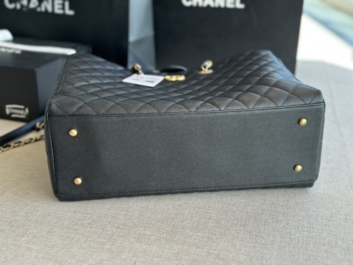 Handbag   Chanel  A93525  size 36X38X16 CM
