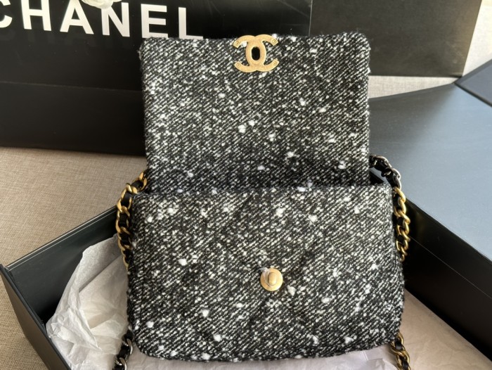  Handbag   Chanel   AS1161 size  30 CM