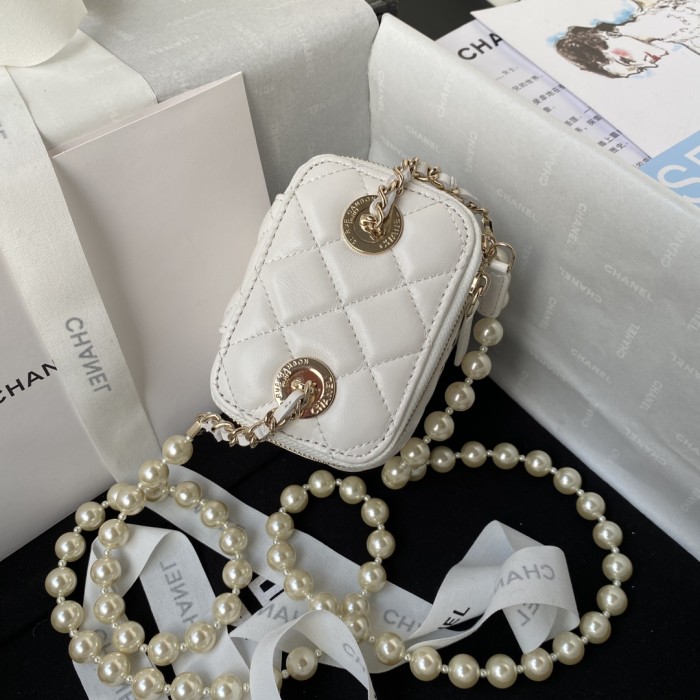 Handbag   Chanel  AP2581  size  8.5*11*7 cm