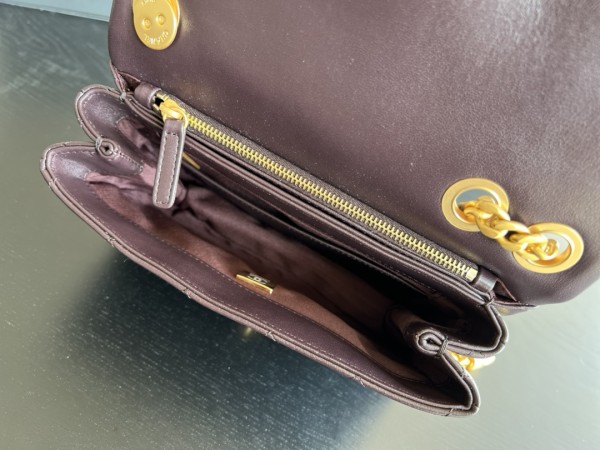 Handbag   Chanel  3393 size 16cmx25cm10 cm