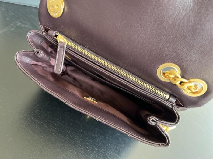 Handbag   Chanel  3393 size 16cmx25cm10 cm