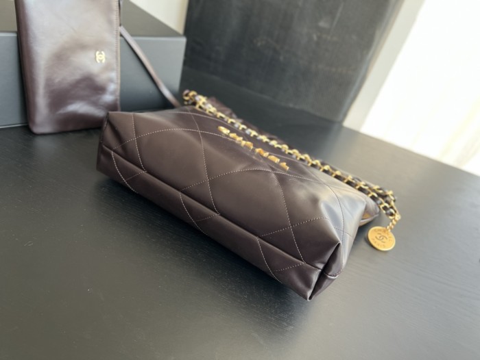 Handbag   Chanel  size 35cmx37cmx7 cm