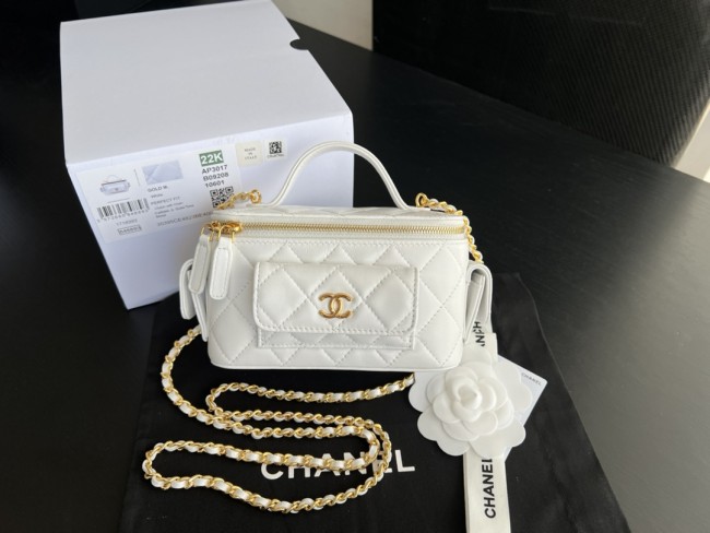 Handbag   Chanel  AP3017  size  17cm10cmx8 cm