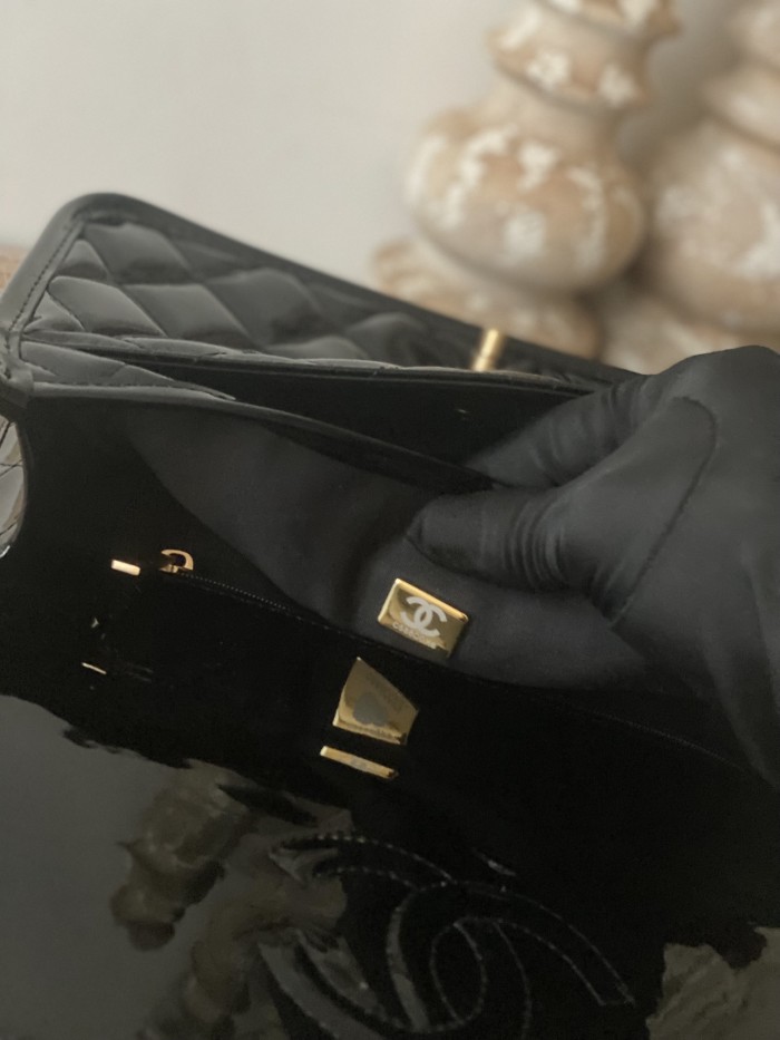  Handbag   Chanel AS3653  size  25x21.5x7 cm