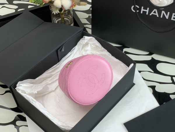 Handbag   Chanel  2730  size 13×13×11 cm