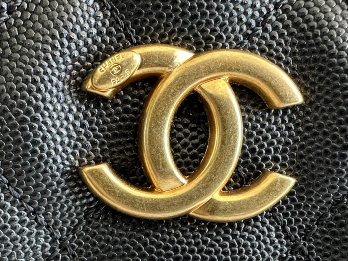 Handbag   Chanel  A93525  size 36X38X16 CM