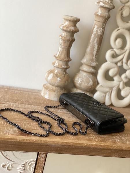 Handbag   Chanel  88632  size  19 cm