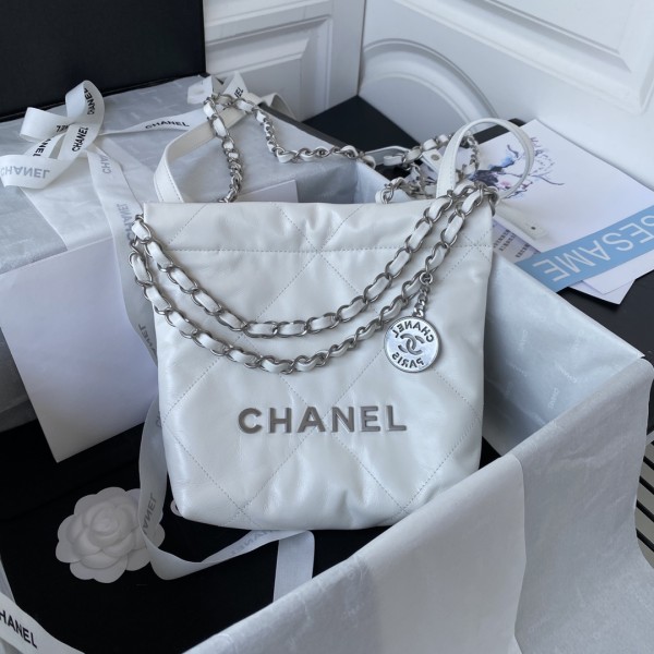 Handbag   Chanel AS3263  size  18X20X6.5 cm