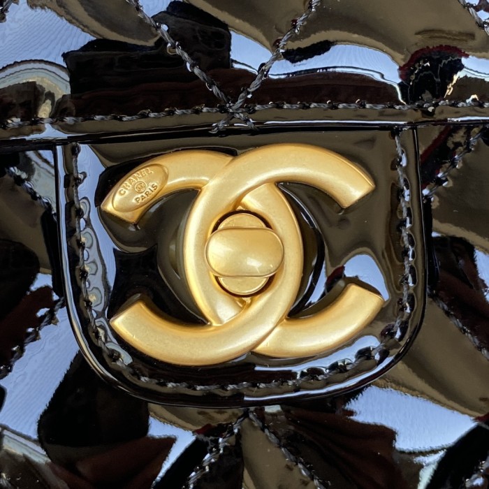 Handbag   Chanel  AS3649  size 18X19.5X9.5 cm