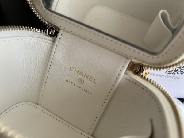 Handbag   Chanel  2931  size 8.5cmx11cmx7 cm