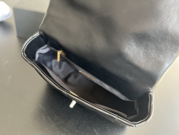 Handbag   Chanel 1160 size  26cmx16cmx9 cm