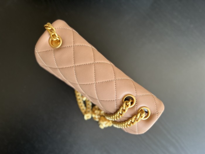 Handbag   Chanel 3393  size 16cmx25cm10 cm