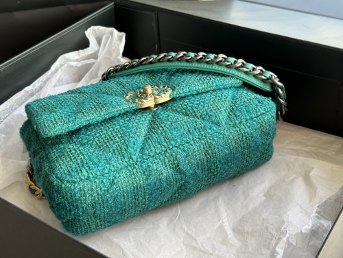  Handbag   Chanel  AS1161  size  30 CM