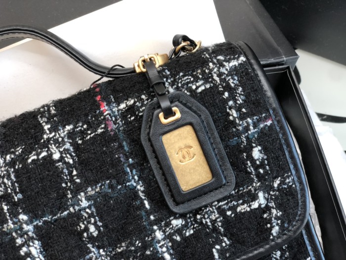 Handbag   Chanel  size 25*21*7* cm