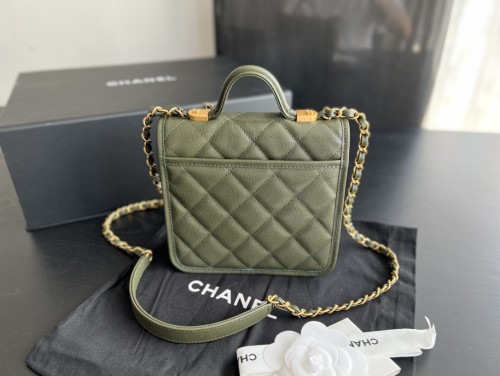 Handbag   Chanel  AS3652  size 17cmx20.5cmx6 cm