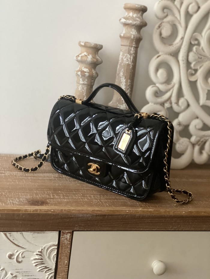  Handbag   Chanel AS3653  size  25x21.5x7 cm