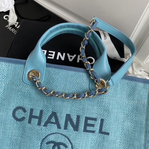  Handbag  Chanel  size  38*30*21 cm