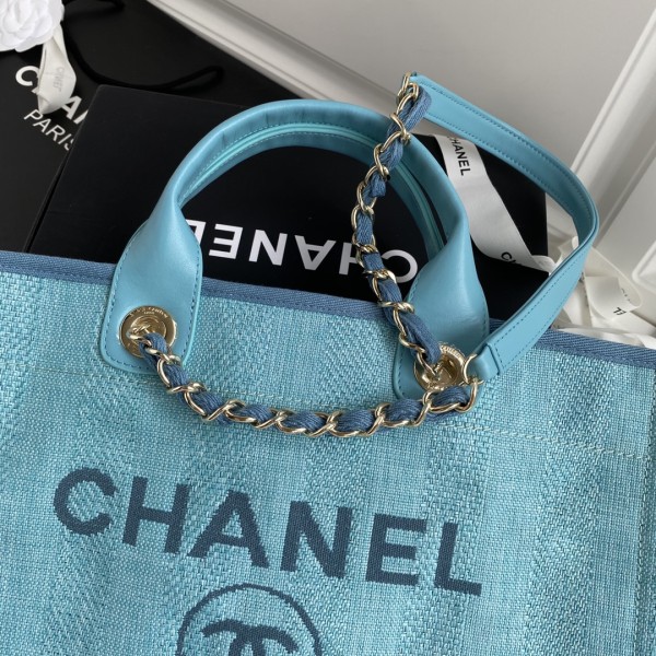  Handbag  Chanel  size  38*30*21 cm