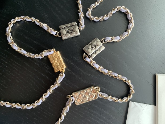 Handbag   Chanel  2444  size  10cmx8cmx1.5 cm