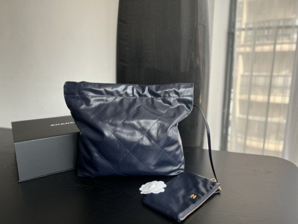 Handbag   Chanel  size 35cmx37cmx7 cm