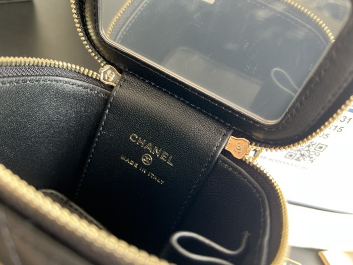 Handbag   Chanel 2931  size 8.5cmx11cmx7 cm 