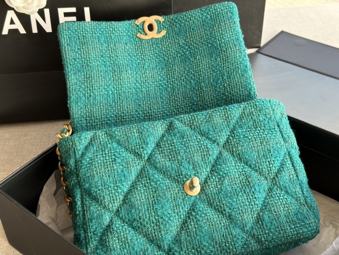  Handbag   Chanel  AS1161  size  30 CM