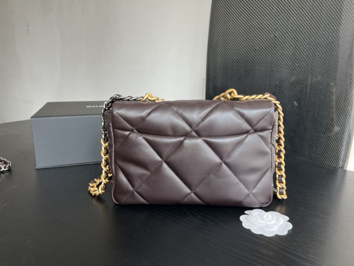 Handbag   Chanel  1160  size  26cmx16cmx9 cm