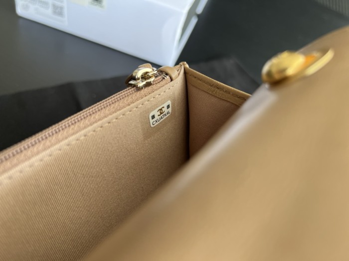 Handbag   Chanel  AP3047  size  17cm9cm3 cm