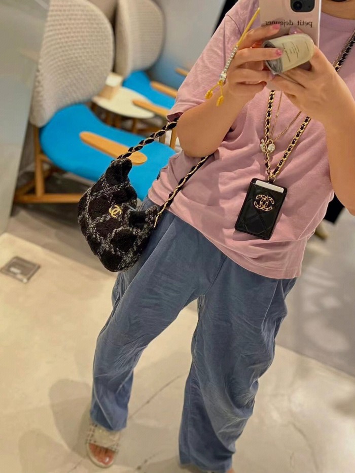 Handbag   Chanel  AS3562  size  17.5*24*6* cm