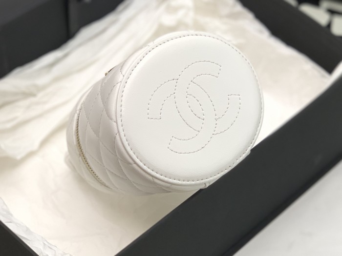 Handbag   Chanel  2729  size  11*11.5*9.5* cm