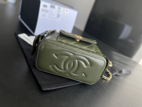 Handbag   Chanel  AP3017  size  17cm10cmx8 cm