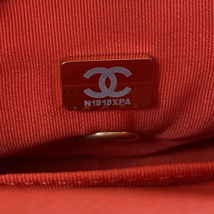 Handbag   Chanel AS3368  size 13*17*6 cm